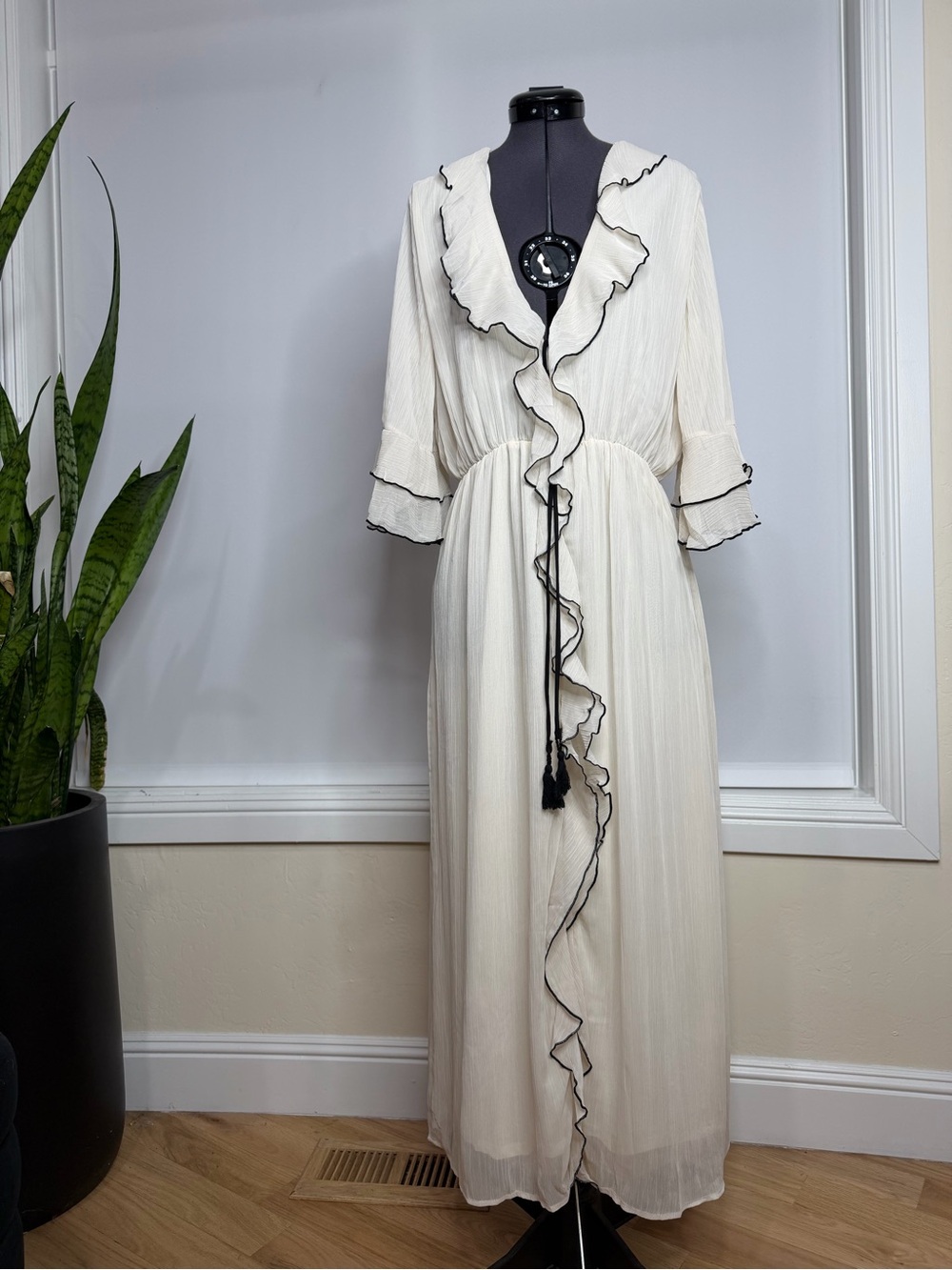 Zara Cream Maxi Dress with Black Trim